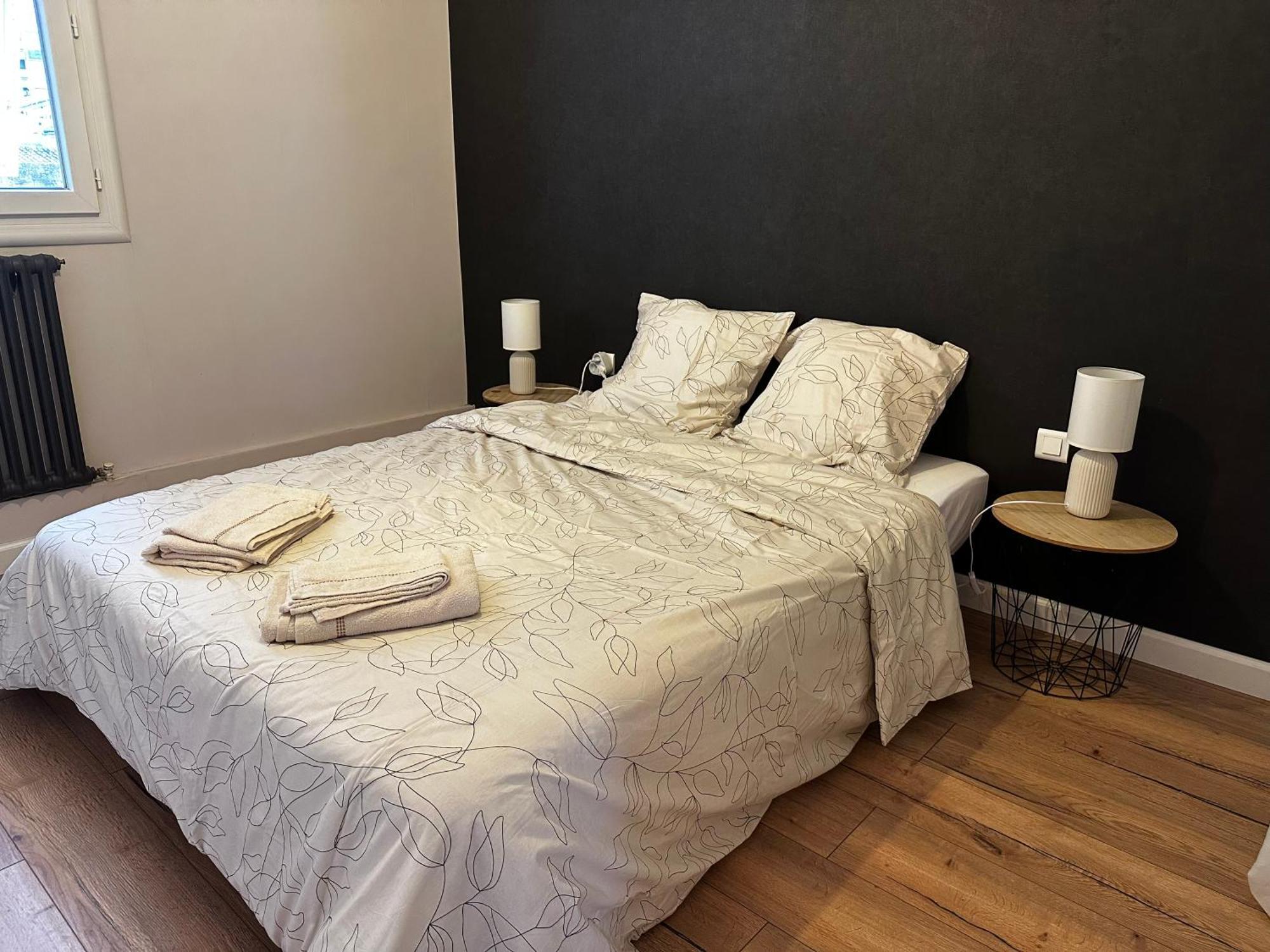 Apartment T2 Moderne Hypercentre - Parking Prive *